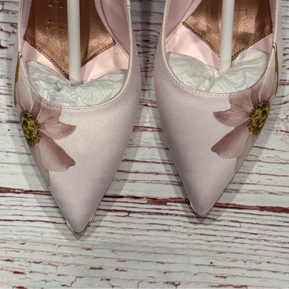 NIB Ted Baker Melnipic Pump in Light Pink Sz 37 Sz 6.5 - Picture 7 of 16